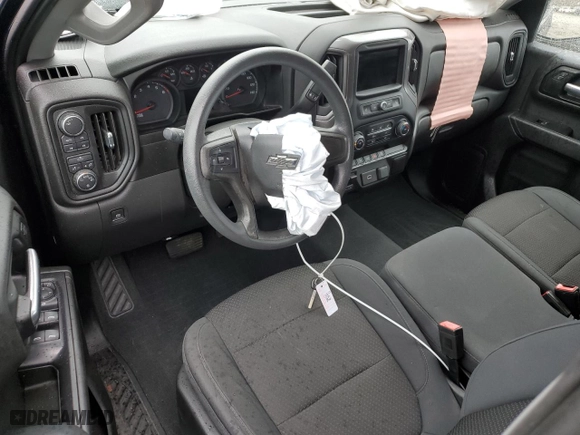 2019 Chevrolet Silverado 1500 Custom Trail Boss with VIN 3GCPYCEF1KG134620, listed as a Copart auction lot 81523704 with 46,661 mi miles and Salvage Title. Bid and sale history available at carsss.com. Image 8.