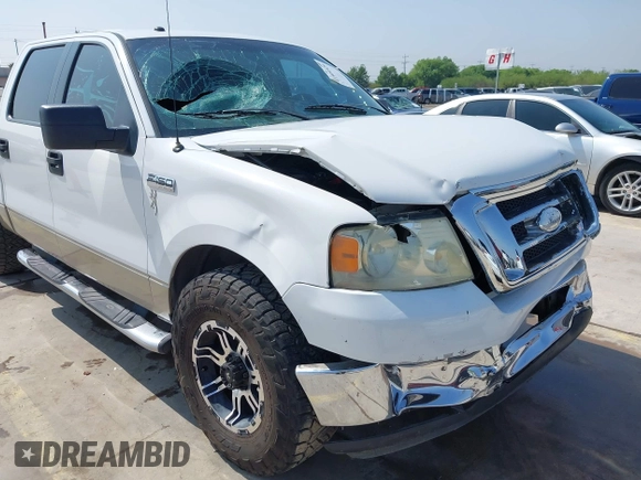 2007 Ford F-150 XLT z VIN 1FTRW12WX7KC53550, wystawiony jako IAAI lot #41909529 z przebiegiem 167 206 mil mil oraz . Historia ofert i sprzedaży dostępna na DreamBid. Obrazek 6.