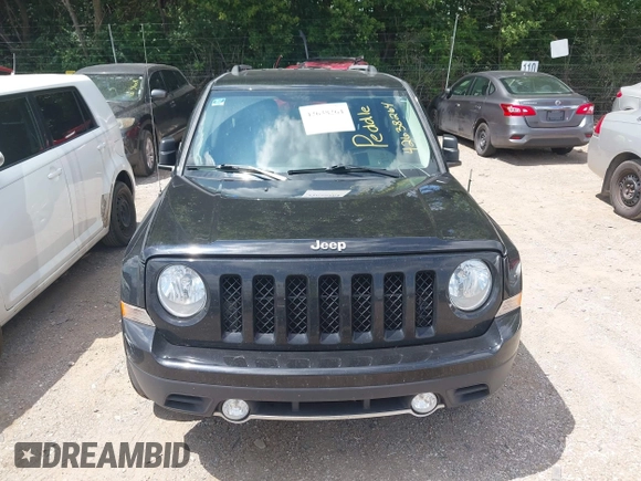 2016 Jeep Patriot Latitude z VIN 1C4NJRFB0GD814670, wystawiony jako IAAI lot #42638264 z przebiegiem 125 190 mil mil oraz . Historia ofert i sprzedaży dostępna na DreamBid. Obrazek 12.