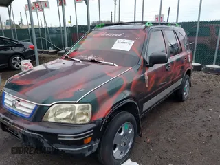 2000 Honda CR-V LX with VIN JHLRD1743YS009854, listed as a IAAI auction lot 41488972 with 139,652 mi miles. Bid and sale history available at carsss.com. Image 17.