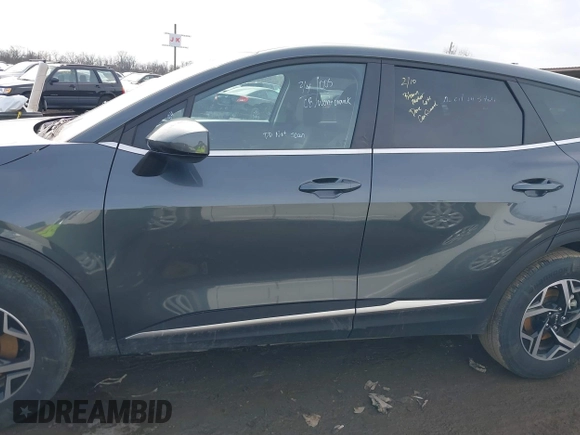 2024 Kia Sportage LX with VIN KNDPUCDFXR7308560, listed as a IAAI auction lot 41639527 with 27,371 mi miles and . Bid and sale history available at DreamBid. Image 14.