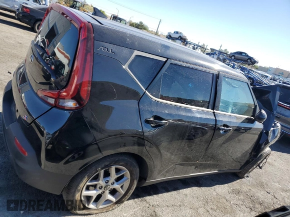 2021 Kia Soul S with VIN KNDJ23AU0M7743787, listed as a Copart auction lot 79468584 with 50,138 mi miles and Salvage Title. Bid and sale history available at carsss.com. Image 3.
