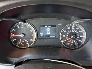 2019 Kia Optima LX z VIN 5XXGT4L39KG336198, wystawiony jako Copart lot #58867975 z przebiegiem 83 992 mil mil oraz Szkoda całkowita • Salvage title. Historia ofert i sprzedaży dostępna na DreamBid. Obrazek 9.