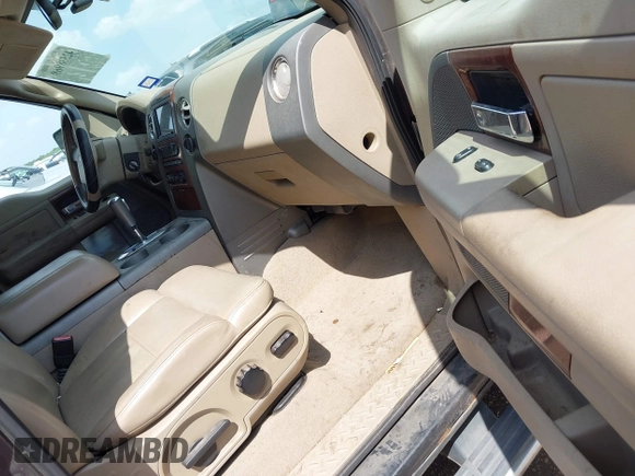 2005 Ford F-150 XLT с VIN 1FTPW14535KE45384, выставлен на аукционе IAAI как лот 42538969 с пробегом 146 321 миль миль и . История ставок и продаж доступна на DreamBid. Изображение 5.