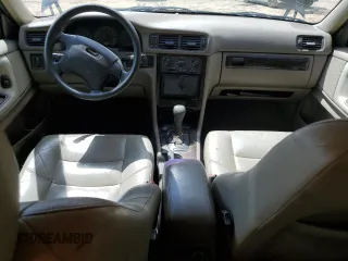 1999 Volvo V70 с VIN YV1LW55A6X2622721, выставлен на аукционе Copart как лот 56419235 с пробегом Не указан миль и Списание • Salvage title. История ставок и продаж доступна на DreamBid. Изображение 8.