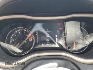 2016 Jeep Cherokee Altitude z VIN 1C4PJMCS4GW205800, wystawiony jako Copart lot #49037135 z przebiegiem 112 918 mil mil oraz Szkoda całkowita • Salvage title. Historia ofert i sprzedaży dostępna na DreamBid. Obrazek 9.