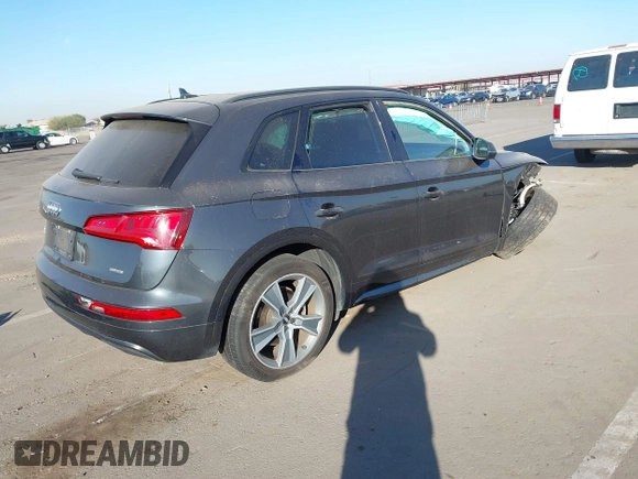 2019 Audi Q5 Premium Plus with VIN WA1BNAFYXK2035899, listed as a IAAI auction lot 41086068 with 26,529 mi miles. Bid and sale history available at carsss.com. Image 4.