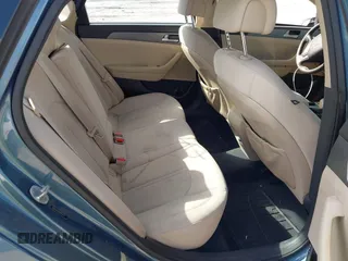 2015 Hyundai Sonata SE z VIN 5NPE24AF6FH105910, wystawiony jako IAAI lot #42272532 z przebiegiem Nie podano mil oraz . Historia ofert i sprzedaży dostępna na DreamBid. Obrazek 8.