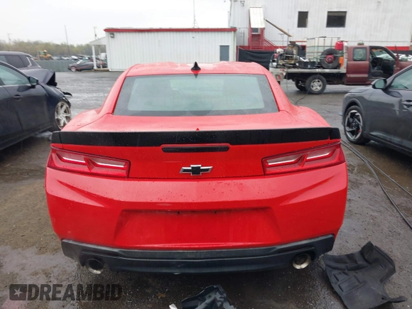 2018 Chevrolet Camaro 1LT with VIN 1G1FB1RS1J0171753, listed as a IAAI auction lot 42031775 with 126,741 mi miles and . Bid and sale history available at DreamBid. Image 17.
