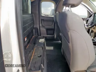 2022 Toyota Tacoma SR with VIN 3TYRX5GN1NT061108, listed as a Copart auction lot 60813125 with 68,156 mi miles and Clean title. Bid and sale history available at DreamBid. Image 10.