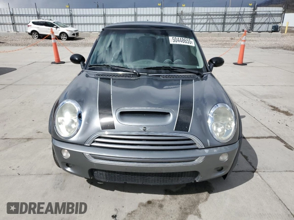 2003 MINI Hardtop S with VIN WMWRE33403TD69212, listed as a Copart auction lot 50448655 with 36,184 mi miles and Clean Title. Bid and sale history available at DreamBid. Image 5.