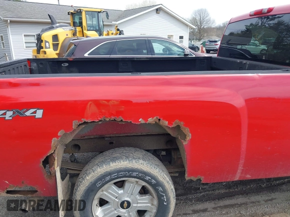 2007 Chevrolet Silverado 1500 1LT with VIN 1GCEK14067Z538823, listed as a IAAI auction lot 41996239 with 175,901 mi miles and . Bid and sale history available at DreamBid. Image 14.