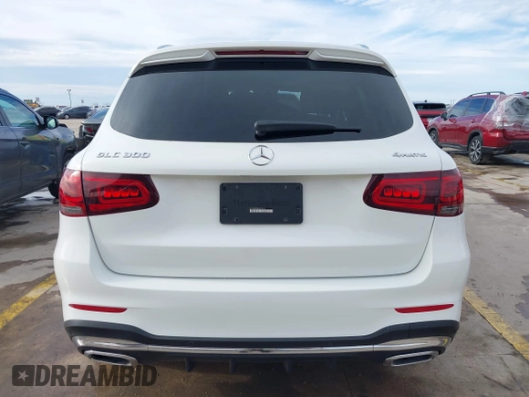 2022 Mercedes-Benz GLC with VIN W1N0G8EB6NG078133, listed as a IAAI auction lot 41448660 with 31,695 mi miles. Bid and sale history available at carsss.com. Image 16.