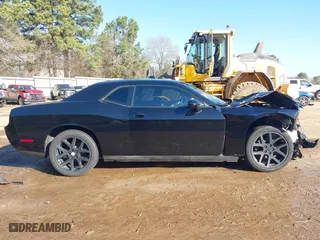2013 Dodge Challenger SXT with VIN 2C3CDYAG5DH562557, listed as a IAAI auction lot 41694697 with 135,915 mi miles. Bid and sale history available at carsss.com. Image 14.