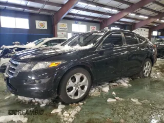 2010 Honda Accord Crosstour EX-L with VIN 5J6TF2H5XAL002873, listed as a Copart auction lot 45268345 with 111,804 mi miles and Salvage Title. Bid and sale history available at carsss.com. Image 1.