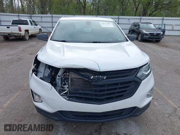 2019 Chevrolet Equinox LT z VIN 2GNAXUEV7K6118561, wystawiony jako IAAI lot #42177676 z przebiegiem 112 266 mil mil oraz . Historia ofert i sprzedaży dostępna na DreamBid. Obrazek 12.