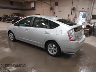 2008 Toyota Prius with VIN JTDKB20U883299913, listed as a IAAI auction lot 41143444 with 124,074 mi miles. Bid and sale history available at carsss.com. Image 3.
