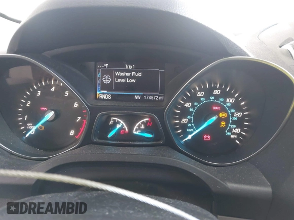 2016 Ford Escape SE with VIN 1FMCU0GX1GUB12017, listed as a IAAI auction lot 40760172 with 174,572 mi miles. Bid and sale history available at carsss.com. Image 7.