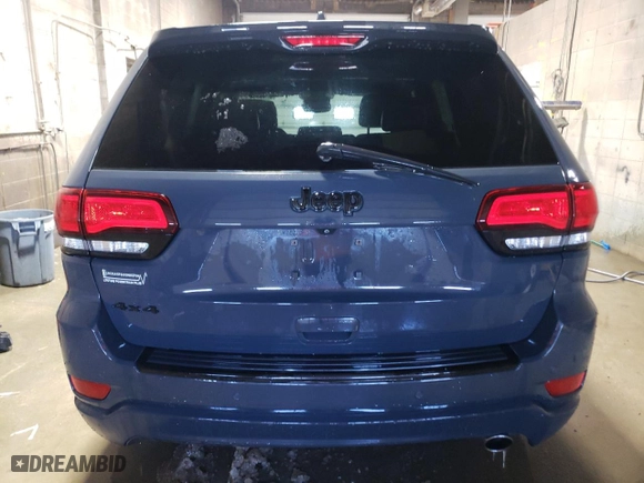 2018 Jeep Grand Cherokee Altitude with VIN 1C4RJFAG8JC252324, listed as a Copart auction lot 46190225 with 113,930 mi miles and Clean Title. Bid and sale history available at carsss.com. Image 6.