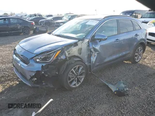 2021 Kia Niro Touring with VIN KNDCC3LC8M5480860, listed as a IAAI auction lot 41885146 with 39,677 mi miles. Bid and sale history available at carsss.com. Image 18.