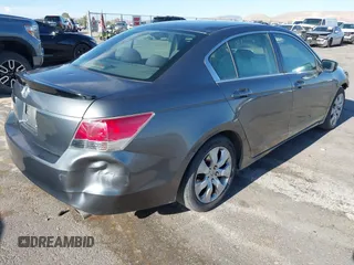 2009 Honda Accord EX z VIN JHMCP26799C004034, wystawiony jako IAAI lot #42119755 z przebiegiem 169 270 mil mil oraz . Historia ofert i sprzedaży dostępna na DreamBid. Obrazek 4.