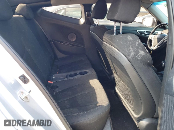 2017 Hyundai Veloster with VIN KMHTC6AD8HU305805, listed as a Copart auction lot 39634893 with 109,899 mi miles. Bid and sale history available at carsss.com. Image 10.