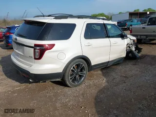 2015 Ford Explorer Sport with VIN 1FM5K8GT1FGC11511, listed as a IAAI auction lot 41922269 with 163,014 mi miles. Bid and sale history available at carsss.com. Image 4.