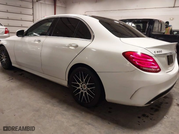 2016 Mercedes-Benz C-Class C 300 Luxury with VIN 55SWF4KB3GU123137, listed as a IAAI auction lot 41419930 with 182,435 mi miles. Bid and sale history available at carsss.com. Image 3.