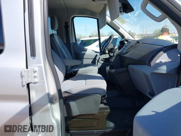 2019 Ford Transit XL with VIN 1FMZK1ZM8KKA06967, listed as a IAAI auction lot 41805833 with 32,225 mi miles. Bid and sale history available at carsss.com. Image 5.