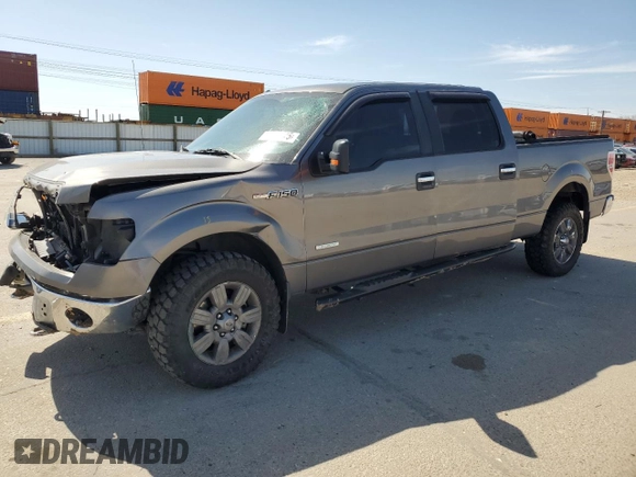 2012 Ford F-150 XL z VIN 1FTFW1ET0CFC26025, wystawiony jako Copart lot #52780445 z przebiegiem 328 020 mil mil oraz Szkoda całkowita • Salvage title. Historia ofert i sprzedaży dostępna na DreamBid. Obrazek 1.