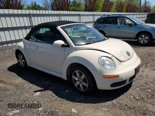 2006 Volkswagen Beetle z VIN 3VWPG31Y96M318878, wystawiony jako Copart lot #55155785 z przebiegiem 76 606 mil mil oraz Szkoda całkowita • Salvage title. Historia ofert i sprzedaży dostępna na DreamBid. Obrazek 4.