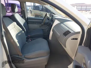 2010 Dodge Grand Caravan SE with VIN 2D4RN4DE8AR402655, listed as a IAAI auction lot 41883296 with 245,961 mi miles and . Bid and sale history available at DreamBid. Image 5.