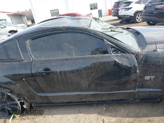 2006 Ford Mustang GT Deluxe with VIN 1ZVFT82H665172030, listed as a IAAI auction lot 41647093 with Not Provided miles and . Bid and sale history available at carsss.com. Image 12.