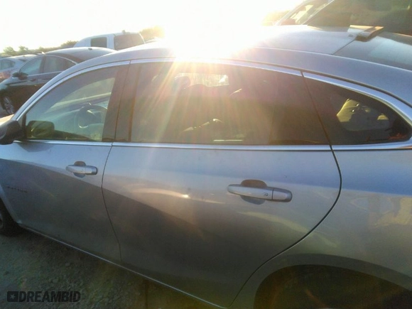 2018 Chevrolet Malibu LS with VIN 1G1ZB5ST0JF234040, listed as a IAAI auction lot 40905916 with NaN miles. Bid and sale history available at carsss.com. Image 14.