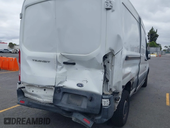 2017 Ford Transit с VIN 1FTYR2CM9HKA88064, выставлен на аукционе IAAI как лот 42194542 с пробегом 103 225 миль миль и . История ставок и продаж доступна на DreamBid. Изображение 17.