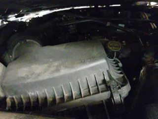 2017 Ford Mustang V6 z VIN 1FATP8EM5H5238210, wystawiony jako IAAI lot #41983430 z przebiegiem 18 792 mil mil oraz . Historia ofert i sprzedaży dostępna na DreamBid. Obrazek 21.