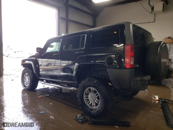 2008 Hummer H3 SUV with VIN 5GTEN13E688146719, listed as a Copart auction lot 50025055 with 258,958 mi miles and Salvage Title. Bid and sale history available at carsss.com. Image 2.
