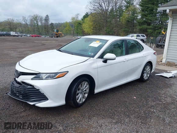 2019 Toyota Camry LE z VIN 4T1B11HK8KU819721, wystawiony jako IAAI lot #42127411 z przebiegiem 101 333 mil mil oraz . Historia ofert i sprzedaży dostępna na DreamBid. Obrazek 19.