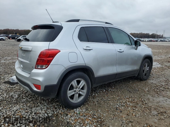 2017 Chevrolet Trax LT with VIN KL7CJLSB1HB169127, listed as a Copart auction lot 83825014 with Not Provided miles and Salvage Title. Bid and sale history available at DreamBid. Image 3.