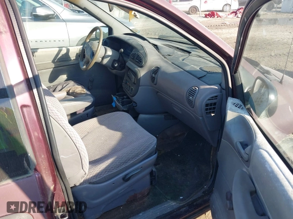 1999 Dodge Caravan with VIN 2B4FP25B8XR249817, listed as a IAAI auction lot 41614211 with 254,135 mi miles and . Bid and sale history available at DreamBid. Image 5.