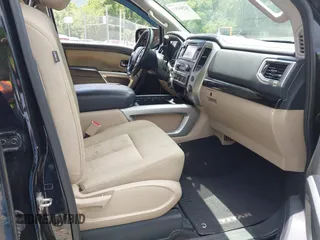 2017 Nissan Titan SV with VIN 1N6AA1E58HN542504, listed as a IAAI auction lot 42564921 with 161,555 mi miles and . Bid and sale history available at DreamBid. Image 5.