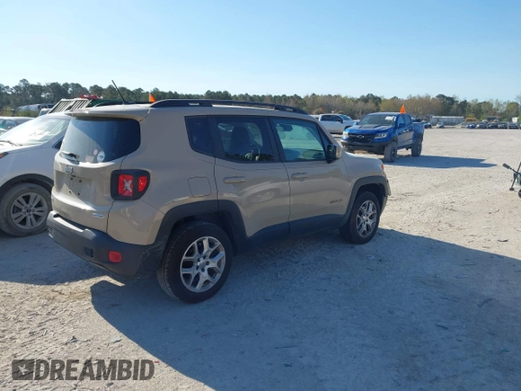 2015 Jeep Renegade Latitude with VIN ZACCJBBT0FPB67030, listed as a IAAI auction lot 41866195 with 120,618 mi miles. Bid and sale history available at carsss.com. Image 4.