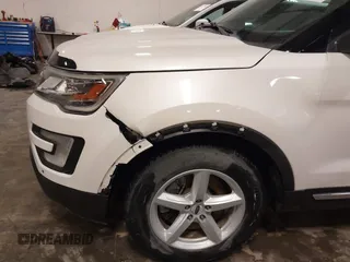 2016 Ford Explorer XLT z VIN 1FM5K8D88GGC51392, wystawiony jako IAAI lot #41874717 z przebiegiem 106 705 mil mil oraz . Historia ofert i sprzedaży dostępna na DreamBid. Obrazek 6.