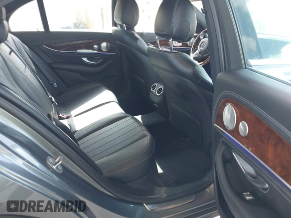 2017 Mercedes-Benz E 300 Luxury with VIN WDDZF4KB4HA072407, listed as a IAAI auction lot 42561870 with 106,900 mi miles and . Bid and sale history available at DreamBid. Image 8.