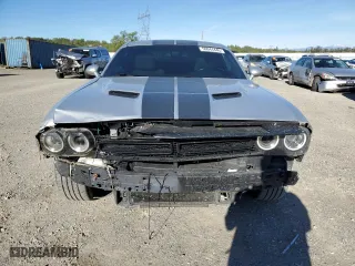 2020 Dodge Challenger SXT with VIN 2C3CDZAG4LH189807, listed as a Copart auction lot 50044445 with 85,838 mi miles and Salvage Title. Bid and sale history available at carsss.com. Image 5.