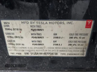 2014 Tesla Model S 60 with VIN 5YJSA1H14EFP34738, listed as a IAAI auction lot 42132117 with 120,898 mi miles and . Bid and sale history available at DreamBid. Image 9.