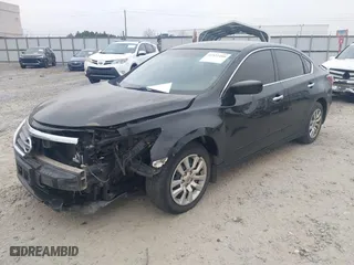 2015 Nissan Altima 2.5 with VIN 1N4AL3AP0FC414000, listed as a IAAI auction lot 41521490 with 178,175 mi miles. Bid and sale history available at carsss.com. Image 2.