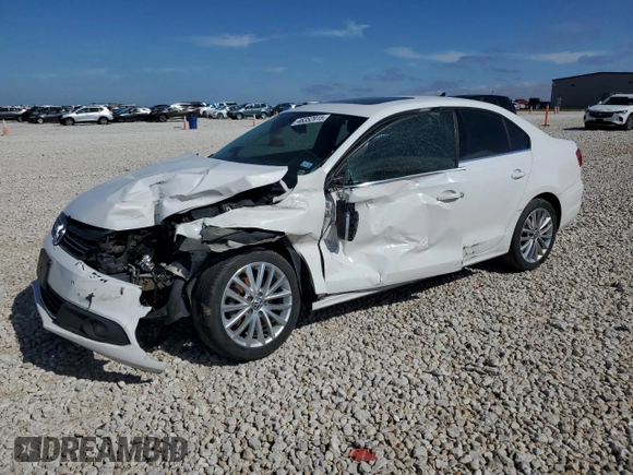 2013 Volkswagen Jetta SEL с VIN 3VWLX7AJ7DM366272, выставлен на аукционе Copart как лот 46352915 с пробегом 201 077 миль миль и Списание • Salvage title. История ставок и продаж доступна на DreamBid. Изображение 1.