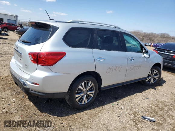 2018 Nissan Pathfinder SV z VIN 5N1DR2MM6JC639754, wystawiony jako Copart lot #52233075 z przebiegiem 75 737 mil mil oraz Czysty tytuł • Clean title. Historia ofert i sprzedaży dostępna na DreamBid. Obrazek 3.