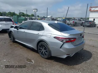 2021 Toyota Camry SE Nightshade with VIN 4T1T11AK3MU542610, listed as a IAAI auction lot 39350024 with 71,086 mi miles and . Bid and sale history available at DreamBid. Image 3.